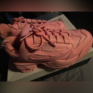 Pink FILA✨💖✅ sneakers 👟